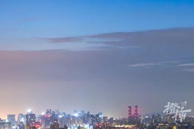 出现在杭州上空后面还有机会再见米乐m6登录入口6万年一遇！(图2)